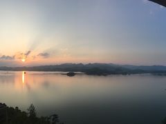 -千岛湖忆湖度假酒店(中心湖景区店)