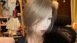 -Tloml salon