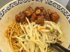 -梅溪·小伙子干挑面(安吉总店)