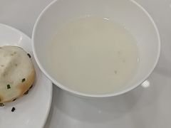 -老西白点心店