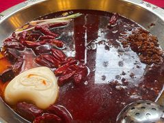 -山城年华老火锅(玉林店)