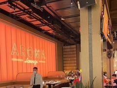 -洛缦音乐餐厅(工业展览馆万象城店)