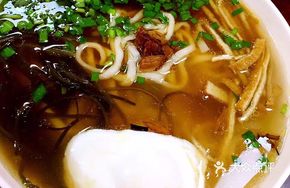 Guo's Spicy Noodle Soup