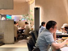 -左庭右院鲜牛肉火锅(金山万达店)