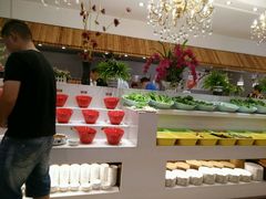 -泉福居酱骨头自助广场(南大街商业步行街店)