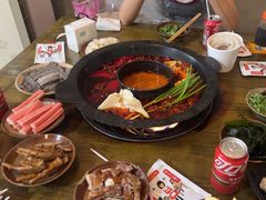 -黄潇洒老火锅(九眼桥宏济巷店)