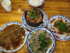 -杨三孃跷脚牛肉(西外棕榈岛店)