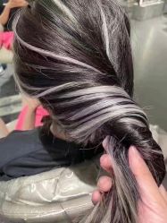 -3·3HAIR SALON
