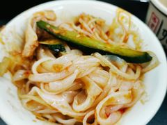 -周良天山牛杂城(天山路总店)