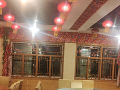 -靠山屯东北农家菜(八龙桥雅苑店)