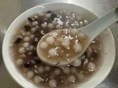 -芳婆糕团店(王府大街店)