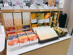 面包甜点陈列柜-奈雪的茶(龙湖西溪天街PRO店)