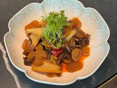 -虹潮荟·餐桌上的美食地理(太阳宫店)