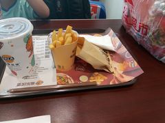 -派乐汉堡·炸鸡(北戴河火车站店)