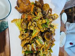 -东来菜馆•手抓海鲜家常菜•海鲜锅贴(鸽子窝店)