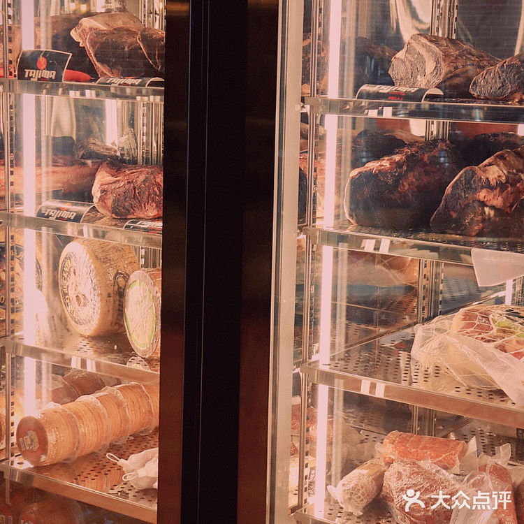 海口西餐🍴特别喜欢坐在阳光洒下的希腊风窗边吃饭