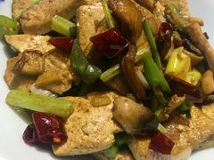 -窄巷子陕菜馆·地道陕西菜(粉巷店)