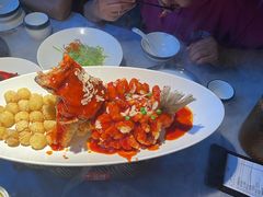-吴越荣记苏州菜·松鼠桂鱼 100% 活鱼现做(月光码头店)