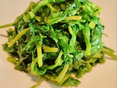 清炒豌豆尖-兴蜀府·臻味江景餐厅(正大广场店)