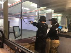 -都市枪神实弹射击俱乐部