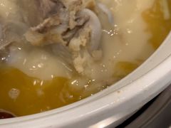 筒骨砂锅-骨捞专家·金华砂锅(西田城购物中心店)