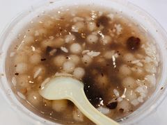 -芳婆糕团店(王府大街店)