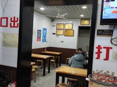 -覃肥叔桂林米粉(粮道街店)