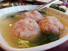 -新镇江酒家(南京西路店)