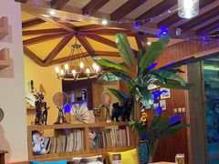 -月亮眼花园餐厅书吧酒吧