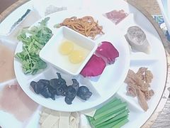 -芸南道·过桥米线(昆明老街旗舰店)