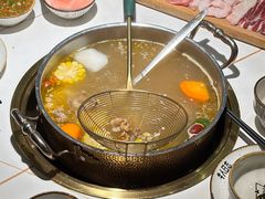 -牛人日志·鲜牛肉骨汤火锅(万科里瑧店)