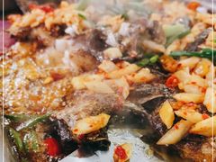 -宏兴烤鱼山庄(宣恩总店)