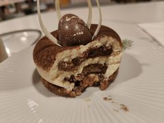 -潮一不贰·法式甜品·生日蛋糕·西式简餐(外滩店)