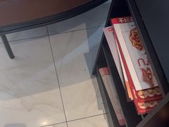 -必胜客(砂之船中东奥莱店)