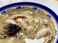 招牌黄鱼面-明呈黄鱼面馆(斜土路店)
