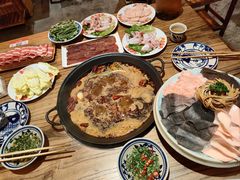 -旧街市鲜货老火锅(大光路店)