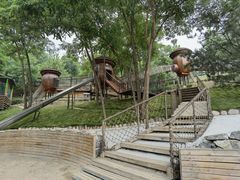 -欢乐松鼠谷