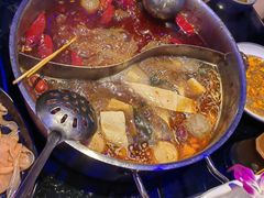 -唯爱KTV聚会餐厅(仙林东城汇店)