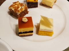 甜品蛋糕-大理实力希尔顿酒店•香全日制餐厅