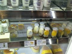 -巴黎贝甜(大宁国际商业广场店)
