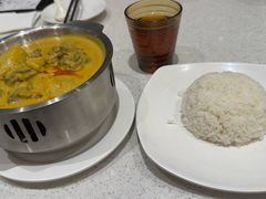 咖喱牛腩饭-香港新发烧腊茶餐厅(书城店)
