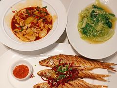 -楚韵小镇·宜昌肥鱼(虹桥国际店)