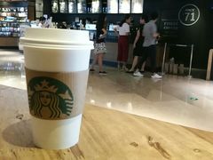 -星巴克(静安嘉里中心B2店)