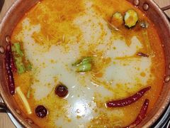 -洱火云南酸菜牛肉火锅(石景山当代商城店)