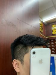 -HAIR CORNER