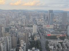 -锦厨国际自助餐厅 · 云端景观 (昆明索菲特大酒店)