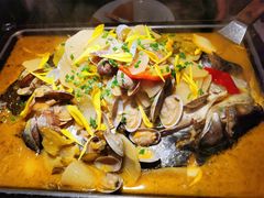金汤花甲酸菜味-炉鱼(西溪银泰城店)