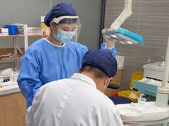 -上海仁爱医院口腔科 · 种植