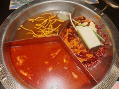 -廖掌柜·重庆鲜货火锅(上海首店)