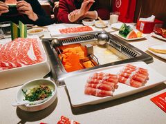 -海底捞火锅鲜切牛肉主题店(长寿路店)